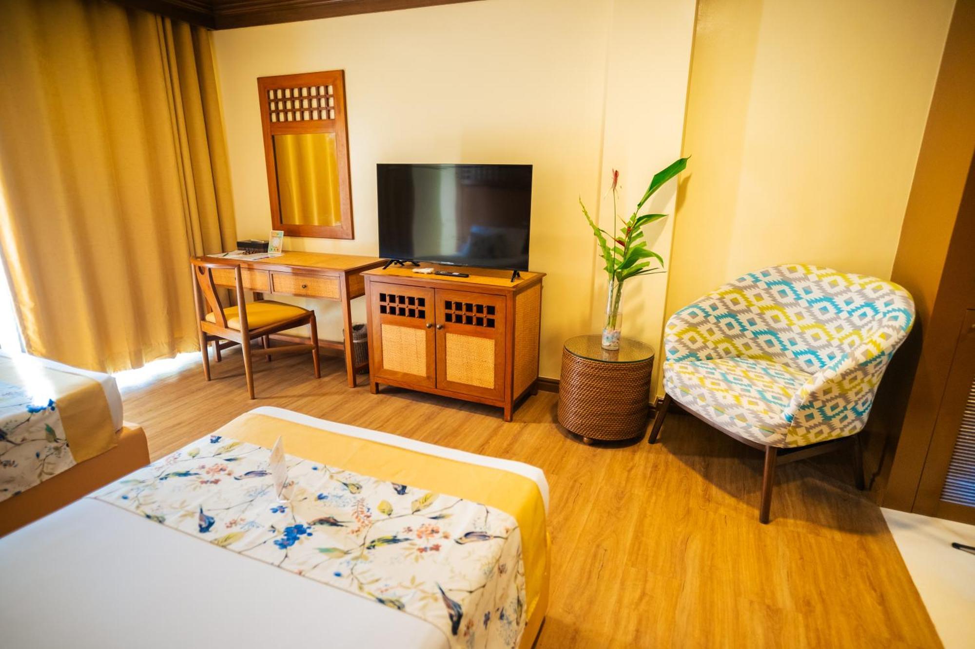 Boracay Tropics Resort Hotel Manoc-Manoc Exterior foto